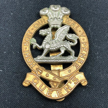 Load image into Gallery viewer, Genuine British Army Cap Badge - Queen&#39;s Regiment - The Militaria Shop
