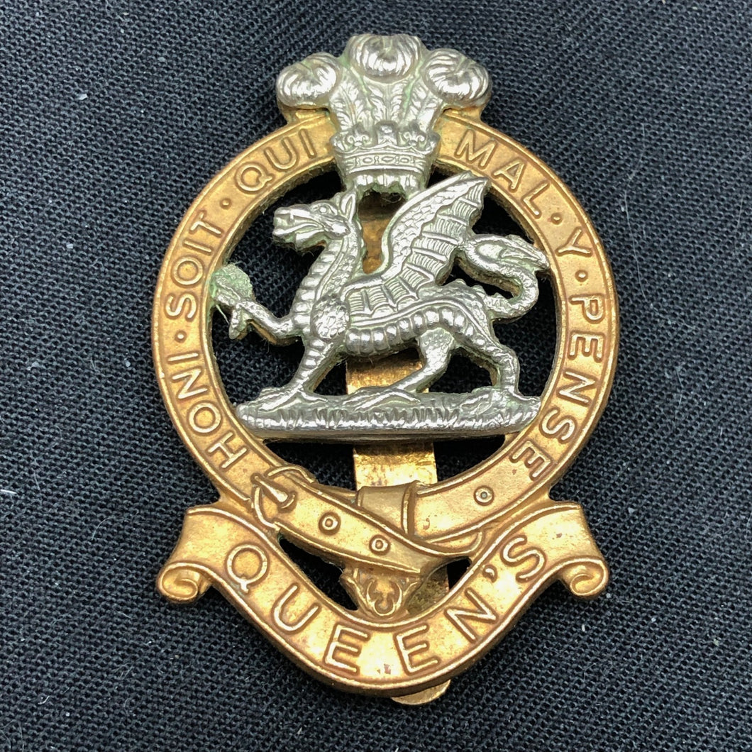 Genuine British Army Cap Badge - Queen's Regiment - The Militaria Shop