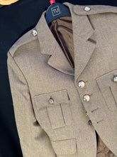 Load image into Gallery viewer, Grade 1 British Army FAD No2 Dress Uniform Jacket - Size 164/84/72 - The Militaria Shop
