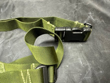 Charger l&#39;image dans la galerie, Genuine British Army SA80 Small Army Sling - New Old Stock - Olive Green
