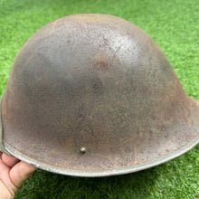 Lade das Bild in den Galerie-Viewer, Genuine British Army Mk4 Combat Turtle Helmet &amp; Liner - Untouched Original
