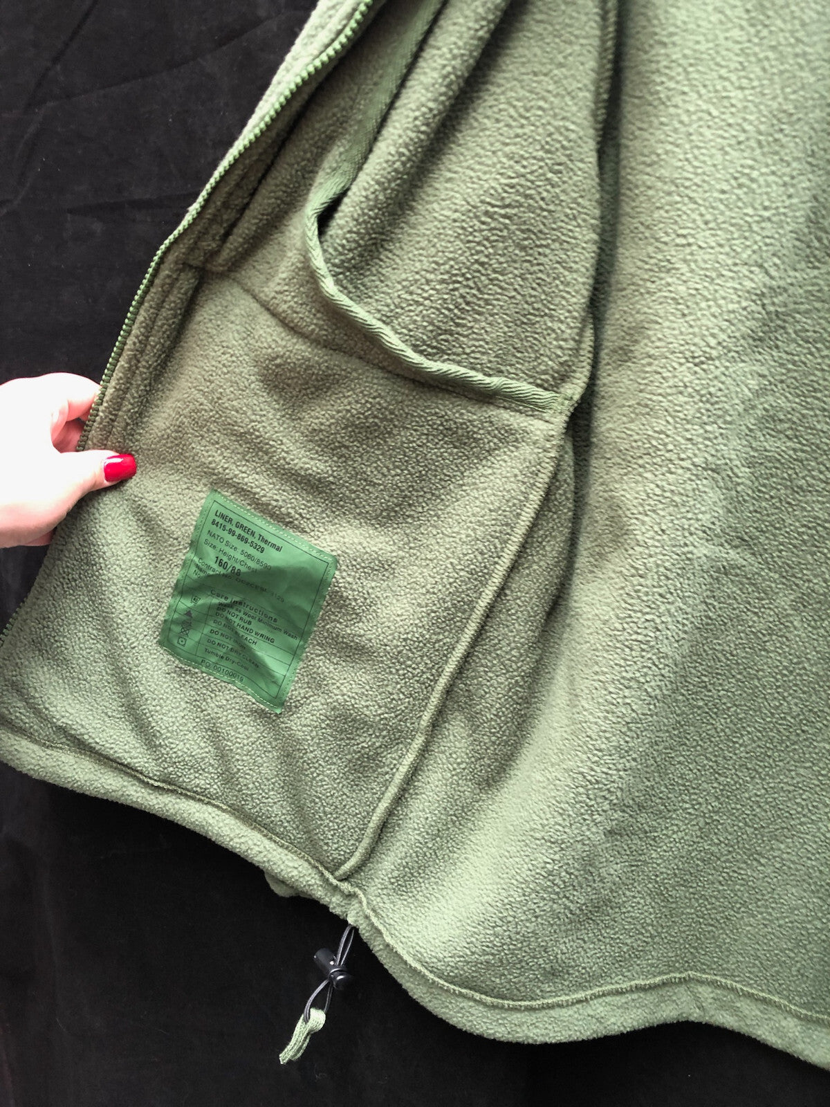 Vintage British Army Green Thermal Liner - Size 160/88 - The Militaria Shop