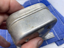 Charger l&#39;image dans la galerie, Original WW2 British Army Officer&#39;s Private Purchase Soap Container in Alloy
