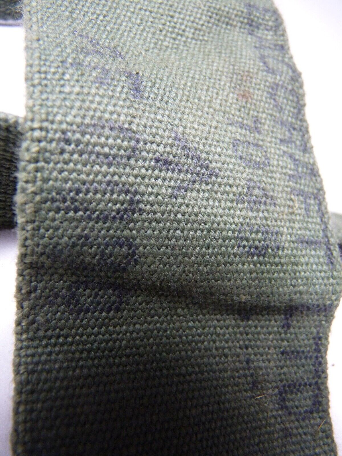 Original WW2 British Army 44 Pattern Shoulder / Extended Equipment Strap - 1945 - The Militaria Shop