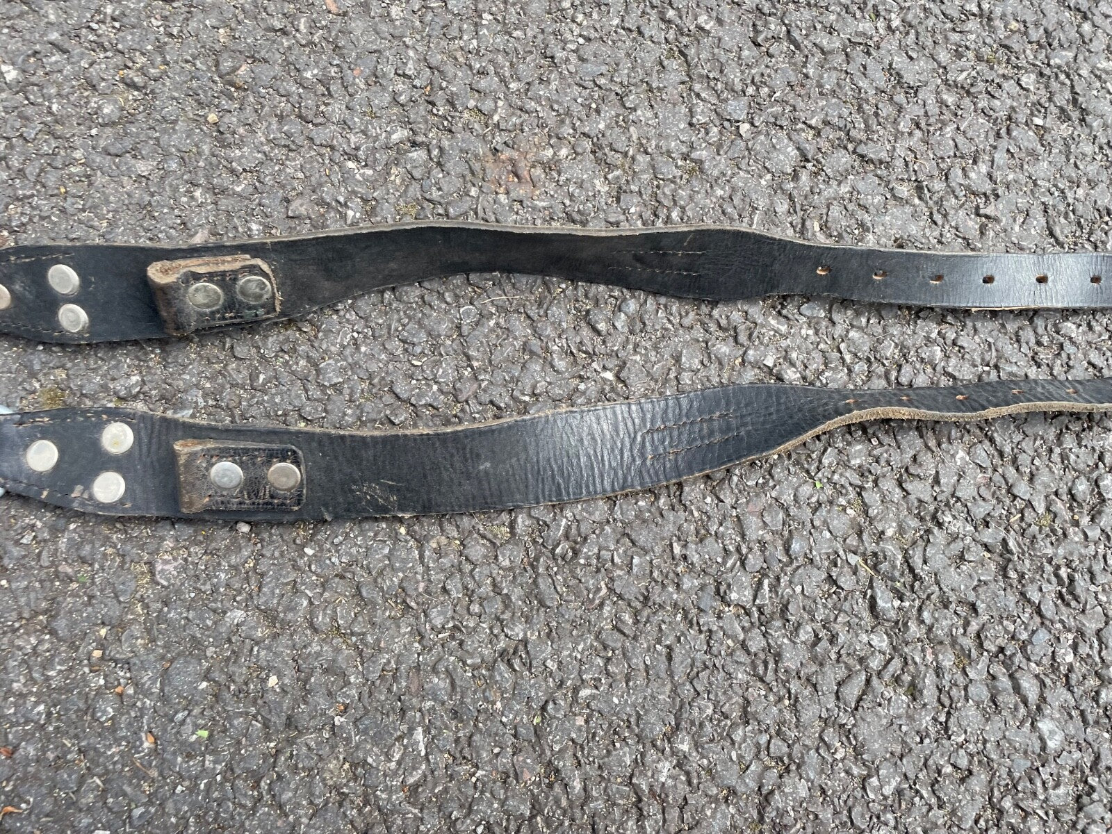 Original German Army Leather Equipment Y-Straps - The Militaria Shop