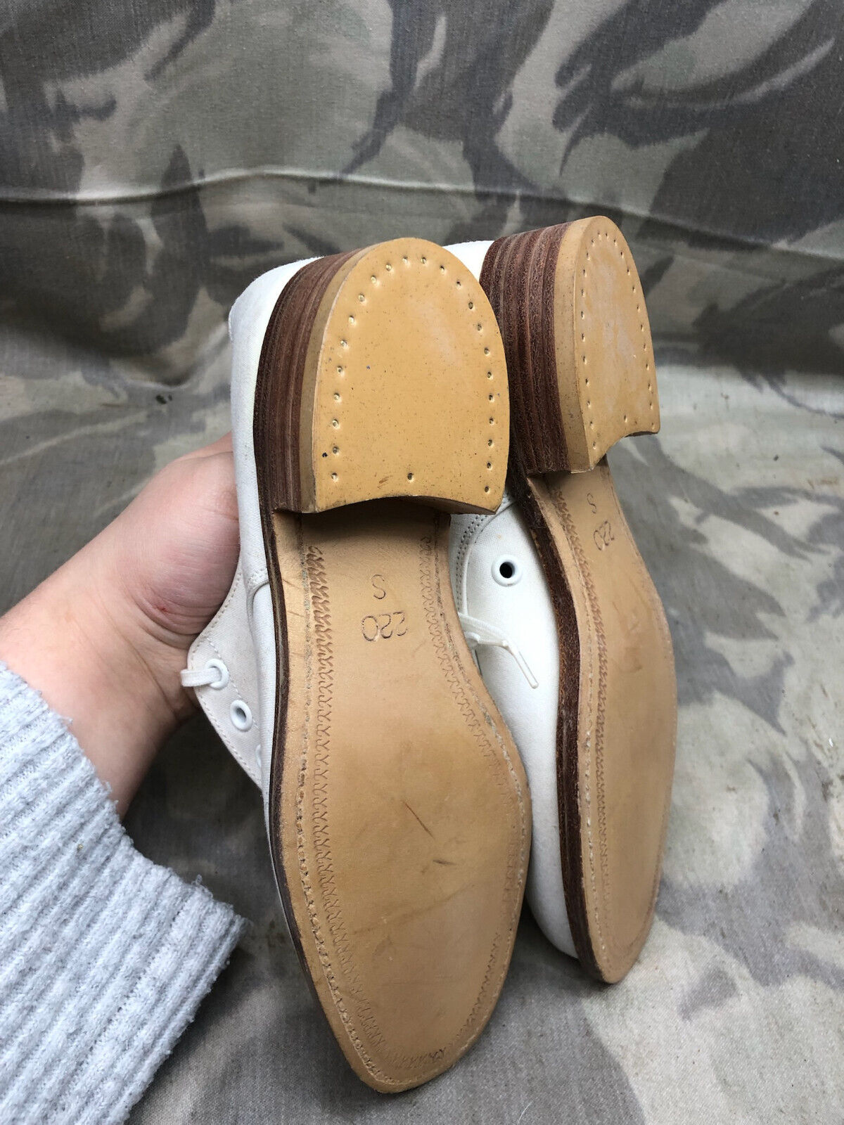 Genuine British Army Women's White Summer Shoes - WW2 Pattern - Size UK 3 S - The Militaria Shop