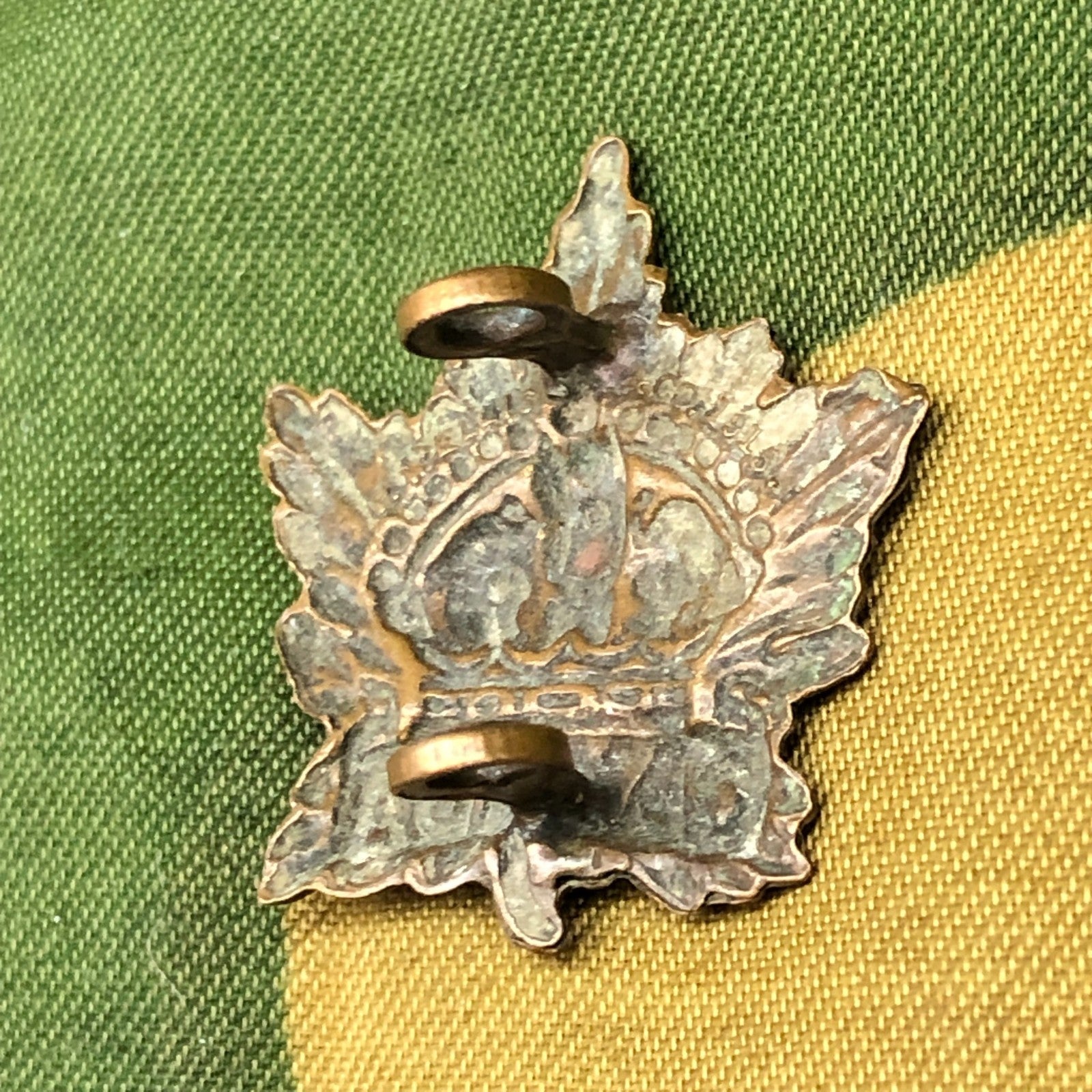 Original WW2 Canadian Army General Service Collar Badge - The Militaria Shop