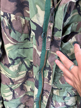 Charger l&#39;image dans la galerie, Original British Army 1968 68 Pattern DPM Combat Jacket Smock - 40&quot; Chest
