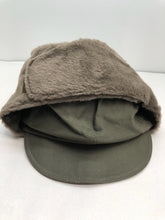 Charger l&#39;image dans la galerie, Original German Army Surplus Bundersweir Cap with Neck Cover - Size 55
