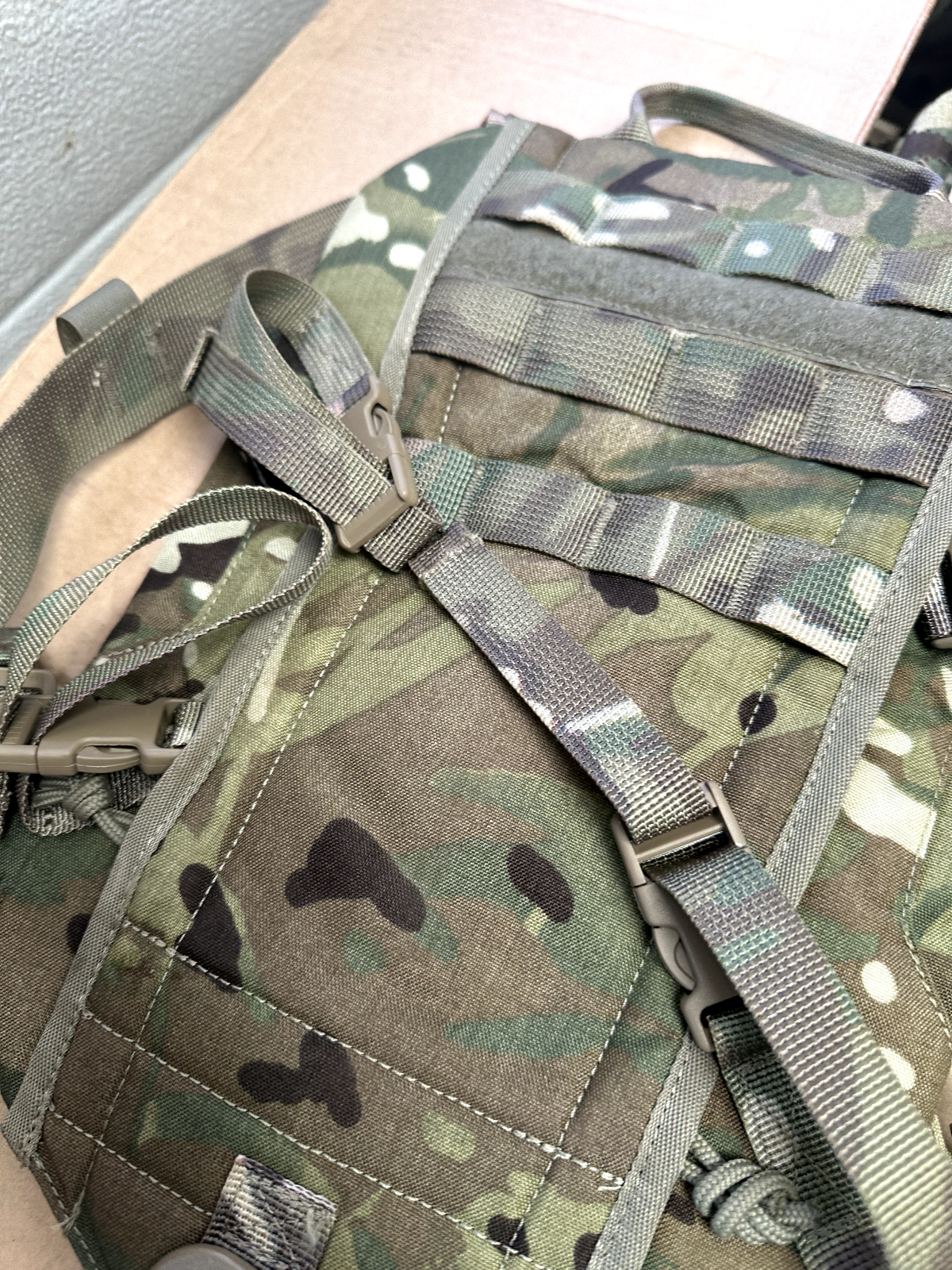 British Army Grade 1 - 3L Rider Hydration Water Pack MTP Camouflage Issued - The Militaria Shop