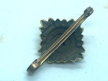 Load image into Gallery viewer, Original British Army Rank Pip Sweetheart Brooch - For a Lieutenant
