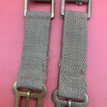 Charger l&#39;image dans la galerie, Original WW2 British Army 37 Pattern Webbing Brace Adaptors Pair
