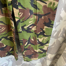 Load image into Gallery viewer, Geuine British Army DPM Camouflaged Combat Trousers - 80/76/92
