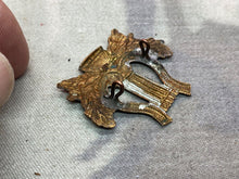 Load image into Gallery viewer, Original WW1 / WW2 British Army Musicians Brass Collar Badge
