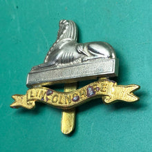 Load image into Gallery viewer, Original British Army Cap Badge - The Lincolnshire Regiment
