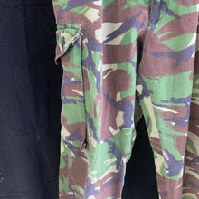 Lade das Bild in den Galerie-Viewer, Originale leichte DPM-Kampfhose im Camouflage-Stil der britischen Armee, Größe 72/80/96 
