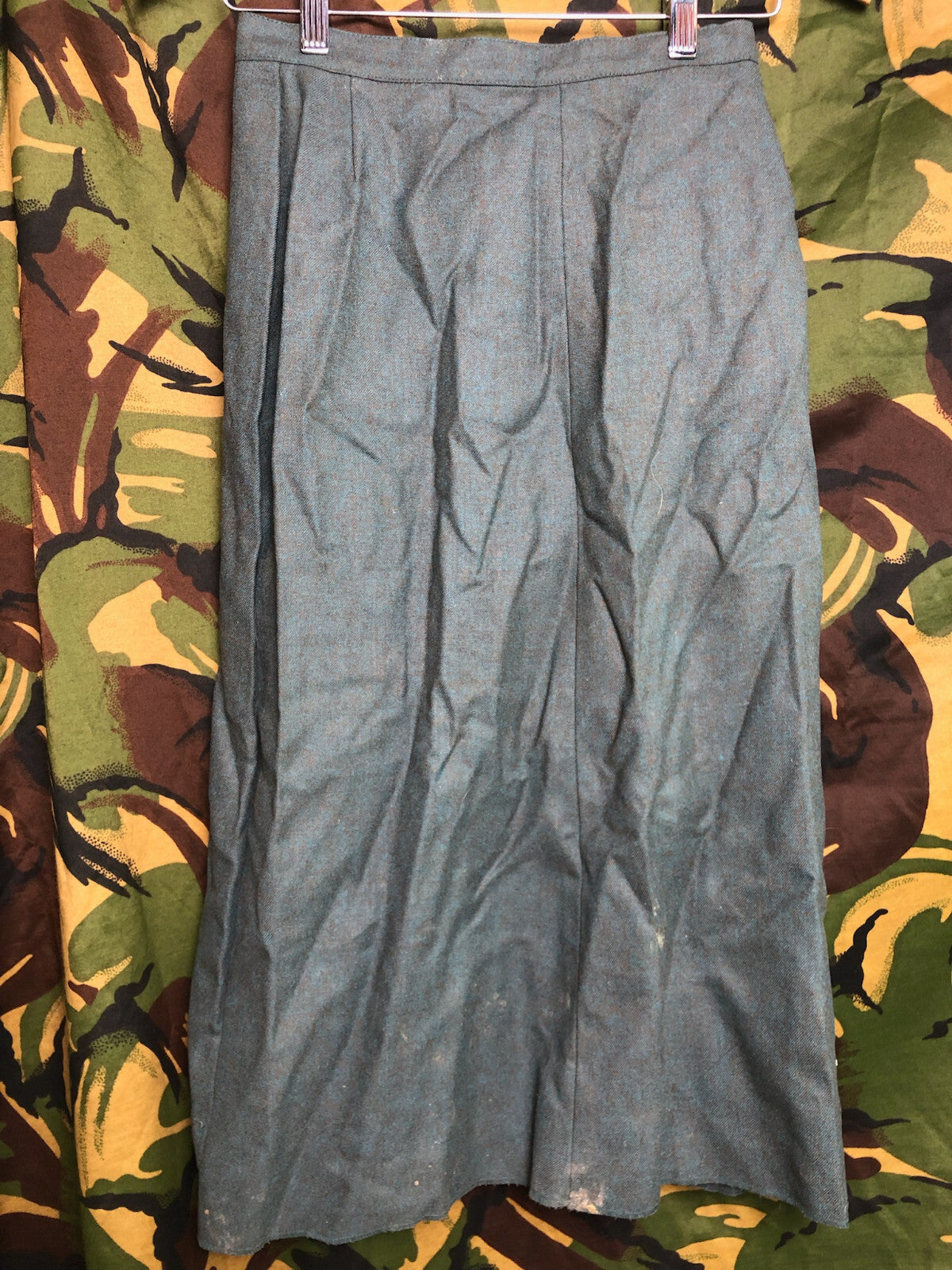 British Army Women's Skirt Lovat Green - Size 26" Waist - The Militaria Shop