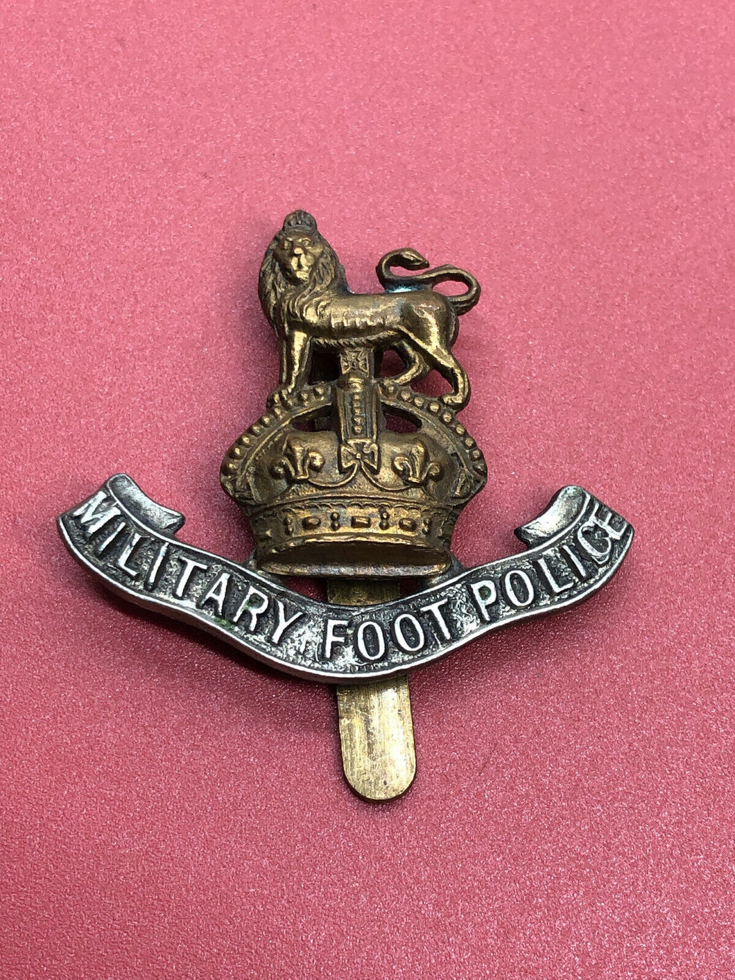 Original WW1 British Army Military Foot Police Cap Badge