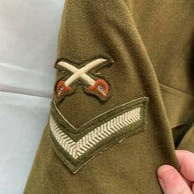 Load image into Gallery viewer, Genuine British Army No.2 Dress Uniform Tunic Jacket - Size 170/100/84 - The Militaria Shop
