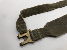 Charger l&#39;image dans la galerie, Original WW2 British Army 37 Pattern Canvass L Strap
