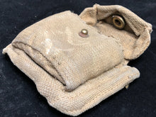 Lade das Bild in den Galerie-Viewer, Original WW2 British Army 37 Pattern Pistol Ammo Pouch
