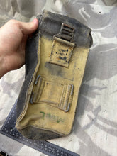 Charger l&#39;image dans la galerie, Original WW2 Canadian Army 37 Pattern Bren Pouch - WW2 Dated - Used Condition
