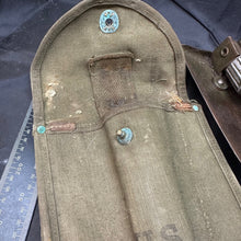 Load image into Gallery viewer, Original US Army WW2 M-1943 Entrenching Tool &amp; Cover Set - 1944 Dated
