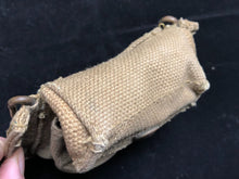 Charger l&#39;image dans la galerie, Original WW2 British Army 37 Pattern Pistol Ammo Pouch - 1942 Dated
