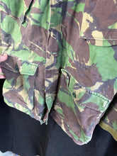 Charger l&#39;image dans la galerie, Original British Army DPM Combat Jacket Smock - Size 180/96
