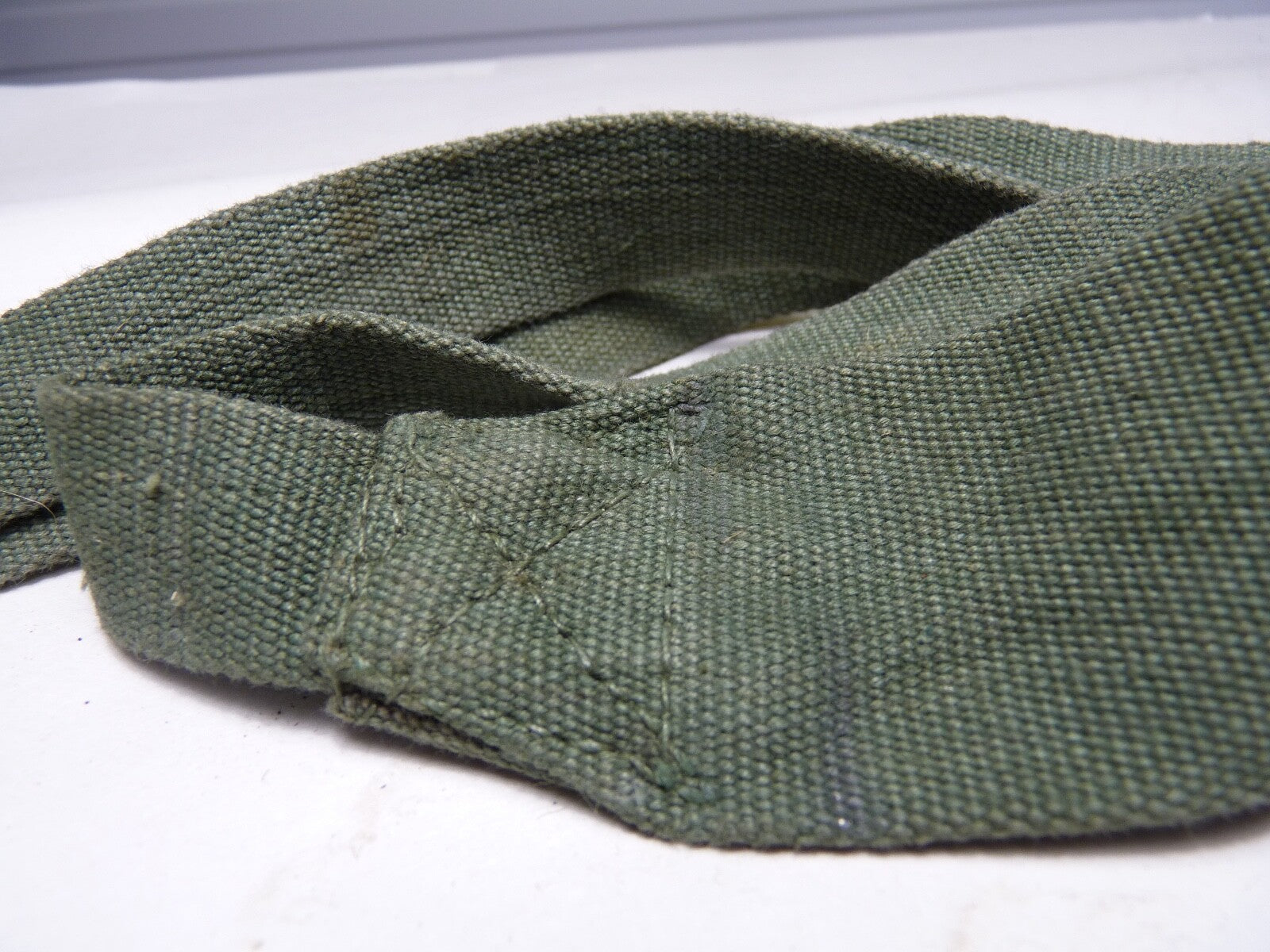 Original WW2 British Army 44 Pattern Shoulder / Extended Equipment Strap - 1945 - The Militaria Shop