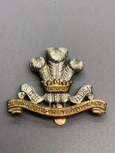 Load image into Gallery viewer, Original WW2 British Army Cheshire Yeomanry - Earl of Chester&#39;s Own - Cap Badge
