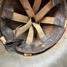 Charger l&#39;image dans la galerie, Original WW2 British Home Front Civilian S.F.P Zuckerman Helmet &amp; Liner
