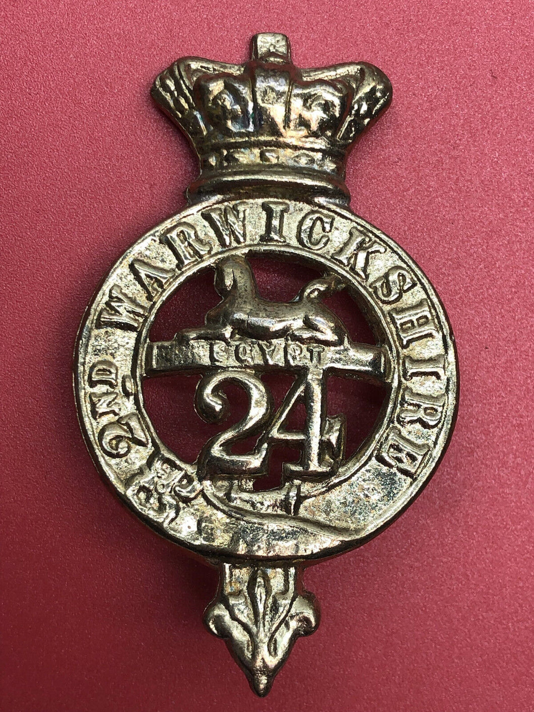 British Army Victorian Crown 2nd Warwickshire Cap Badge