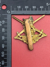 Charger l&#39;image dans la galerie, Original WW2 British Army General Service Corps Cap Badge
