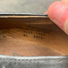 Load image into Gallery viewer, Genuine British Army Black Leather Dress Shoes - Size UK 6 L - The Militaria Shop
