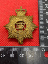 Load image into Gallery viewer, British Army Royal Army Service Corps EIIR Brass Cap Badge
