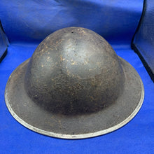 Lade das Bild in den Galerie-Viewer, Original WW2 British Army Mk2 Brodie Combat Helmet - South African Made
