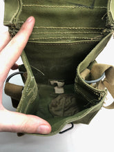 Charger l&#39;image dans la galerie, Original WW2 British Army Assault Lightwieght Gas Mask Bag
