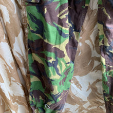 Lade das Bild in den Galerie-Viewer, Original British Army Jungle DPM Camouflaged Combat Trousers - 75/76/92
