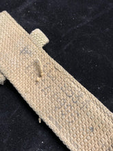 Load image into Gallery viewer, Original WW2 British Army 37 Pattern No.4 Stick Bayo Webbing Frog
