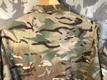 Lade das Bild in den Galerie-Viewer, Genuine British Army MTP Camo Barracks Combat Shirt - 36&quot; Chest
