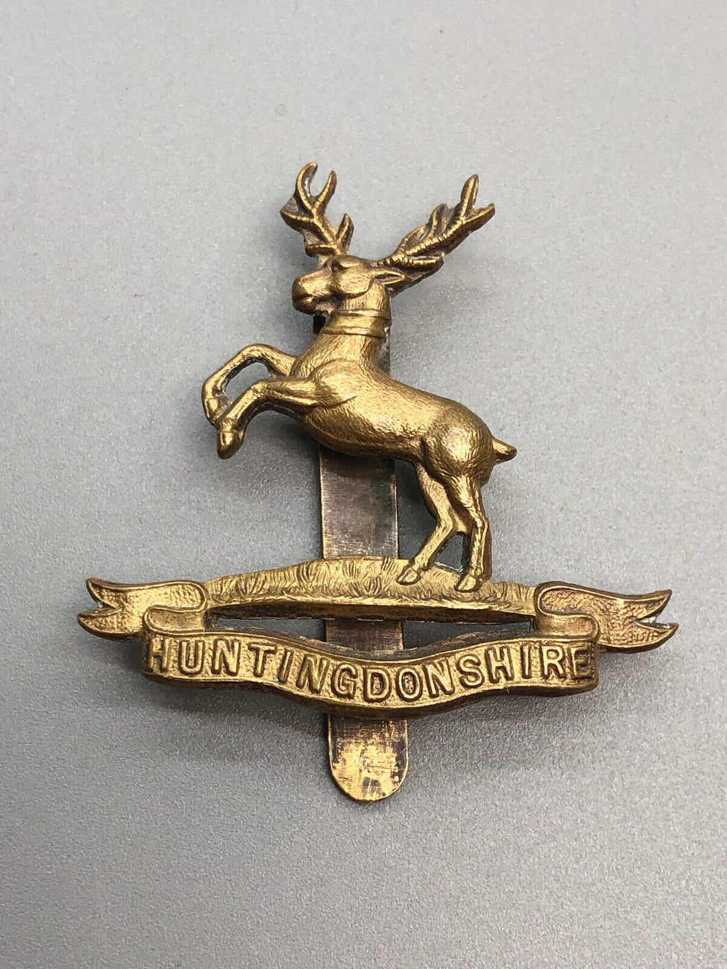 Original WW1 British Army Cap Badge - Huntingdon Cyclist Battalion