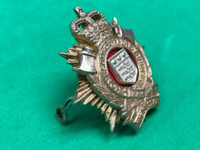 Charger l&#39;image dans la galerie, Genuine British Army Royal Logistics Corps RLC Cap Badge
