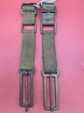 Charger l&#39;image dans la galerie, Original WW2 British Army 37 Pattern Webbing Brace Adaptors Pair
