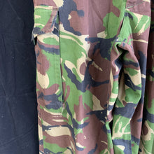 Lade das Bild in den Galerie-Viewer, Originale leichte DPM-Kampfhose im Camouflage-Stil der britischen Armee, Größe 80/80/96 
