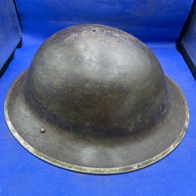 Lade das Bild in den Galerie-Viewer, Original WW2 British Army Mk2 Brodie Combat Helmet
