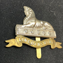Load image into Gallery viewer, Original WW2 British Army Cap Badge - Royal Lincolnshire Regiment - The Militaria Shop
