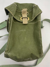 Lade das Bild in den Galerie-Viewer, Original British Army Assault Gas Mask Bag
