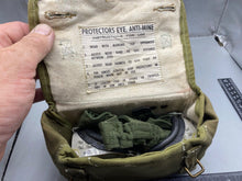 Load image into Gallery viewer, Original Pair of British Army Anti-Mine Eye Protectors in Box - Very Clean
