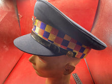 Charger l&#39;image dans la galerie, Original British Army Gurkha Regiment Officer&#39;s Peaked Cap with Matching Buttons
